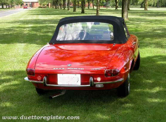 Alfa Romeo Duetto soft top